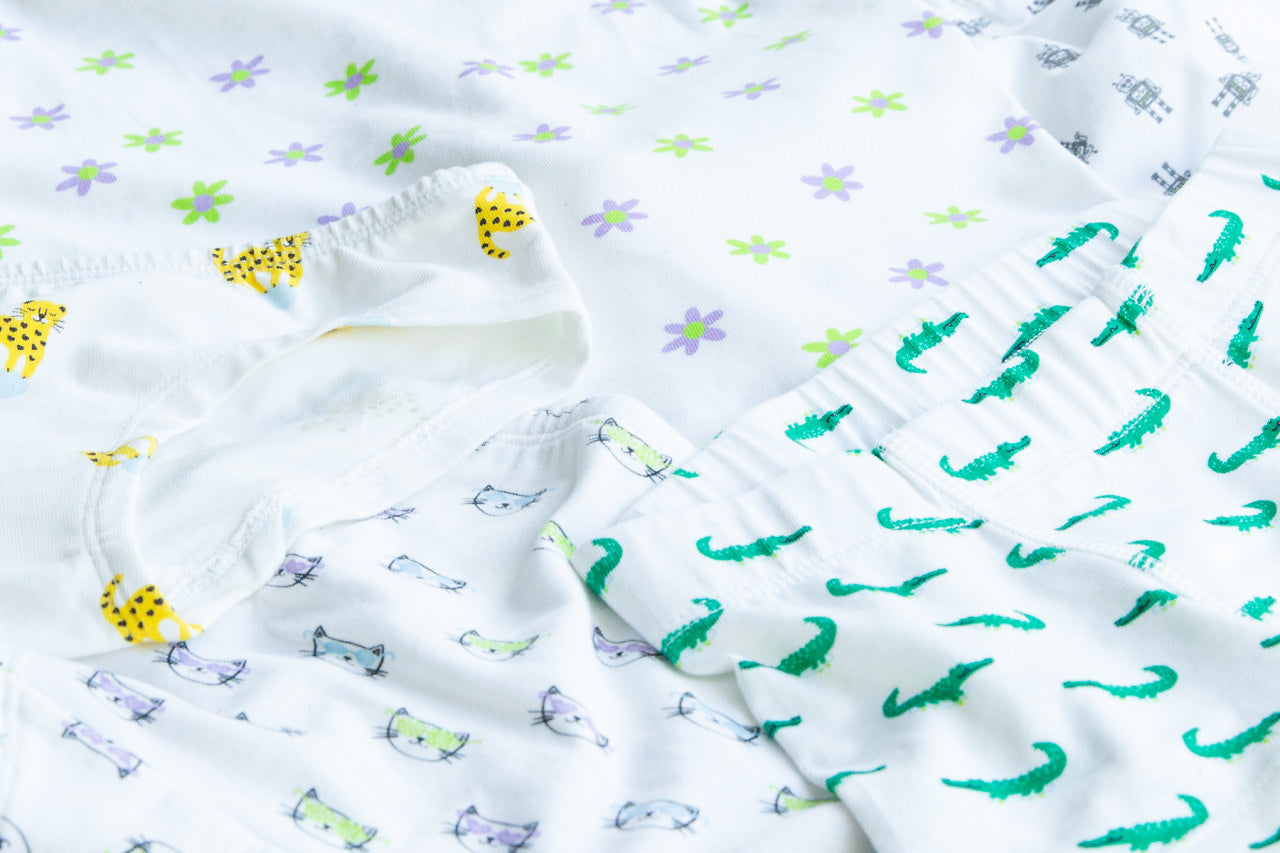 Building a Simple, Non-Toxic Wardrobe for Your Kids